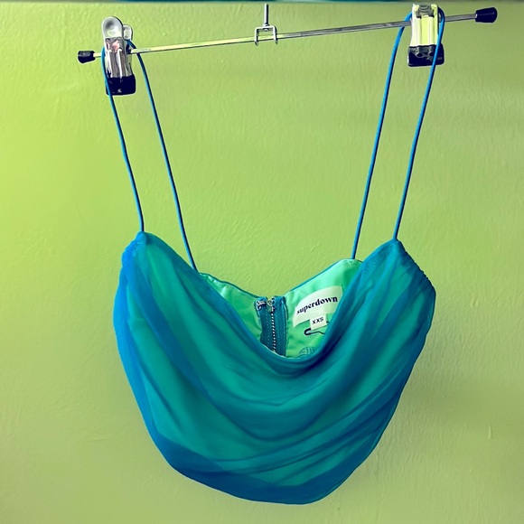 Superdown issa mesh top and skirt set - Picture 4 of 4